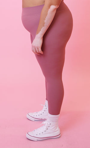 
                  
                    Load image into Gallery viewer, Revive Legging
                  
                